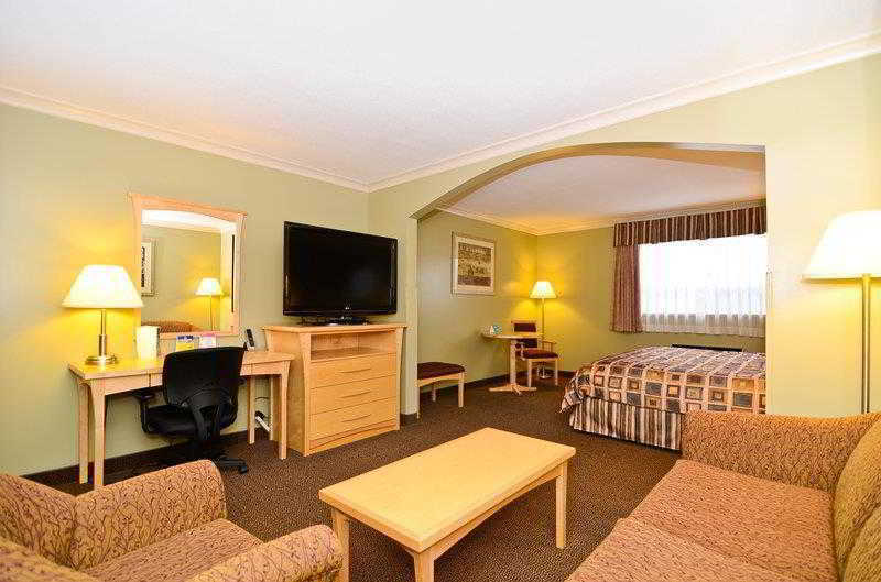 Best Western Marquis Inn & Suites Prince Albert Room photo