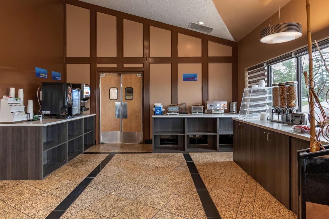 Best Western Marquis Inn & Suites Prince Albert Exterior photo