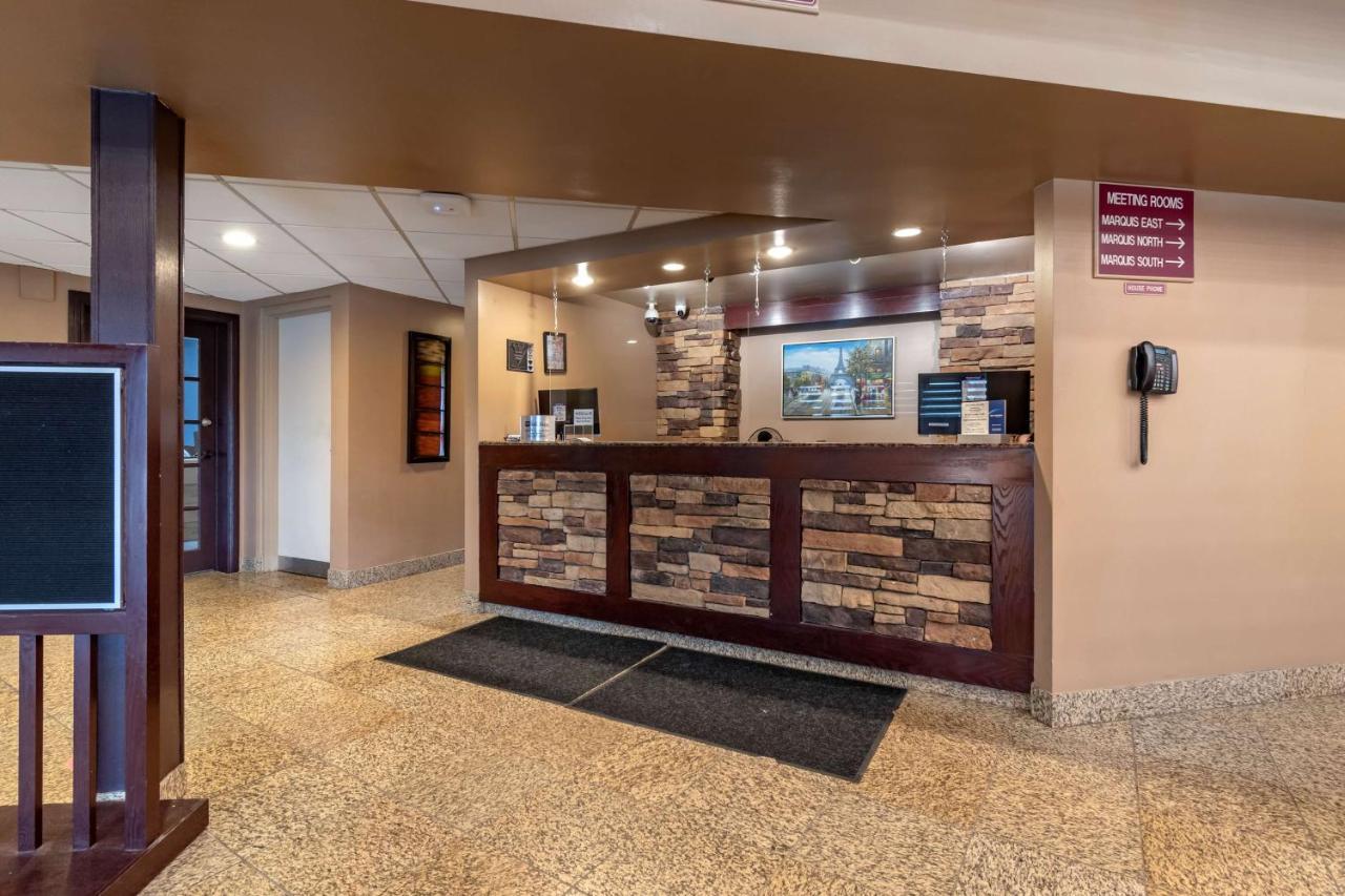 Best Western Marquis Inn & Suites Prince Albert Exterior photo