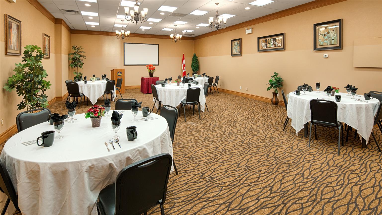 Best Western Marquis Inn & Suites Prince Albert Exterior photo